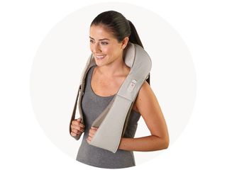 shiatsu-deluxe-neck-shoulder-showcase-horizontal