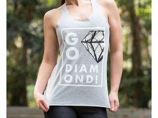 camiseta-go-diamond-cinza-showcase-horizontal